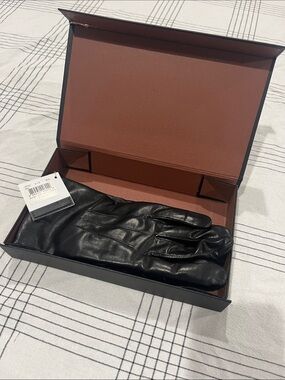 Coach Black Leather Women's Gloves